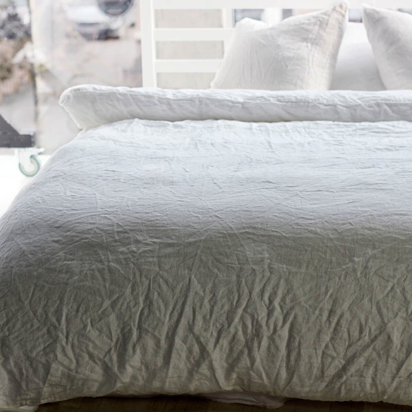 Optic White linen duvet cover 3