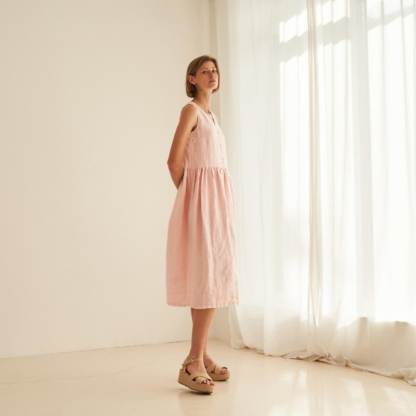 Linen V neck midi dress in blush ONYI 4