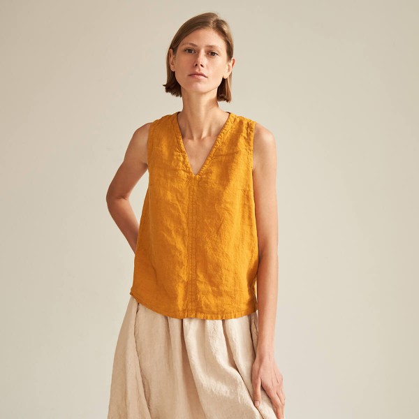 Linen sleeveless top with a V neck NOVA 1