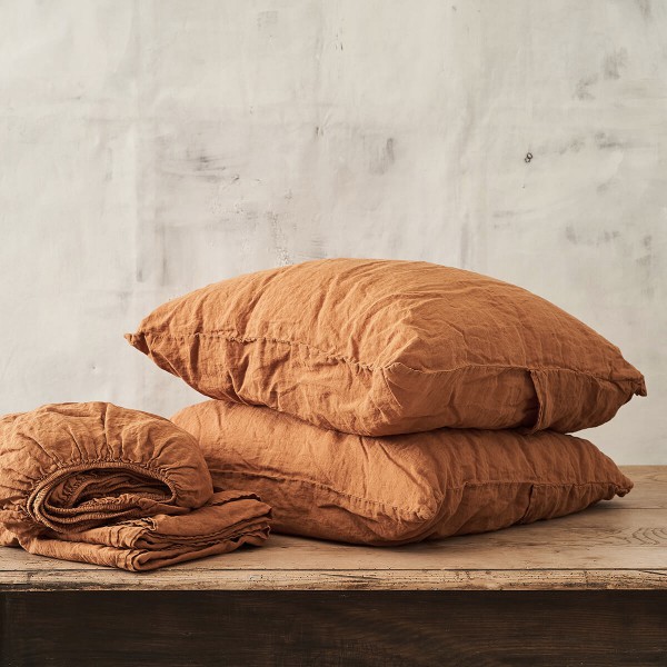 4 piece linen bedding set in Tobacco 2