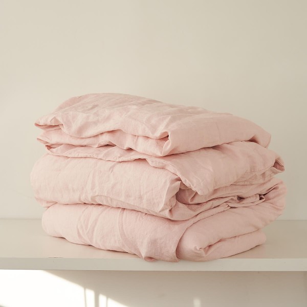 Linen duvet cover in blush 1