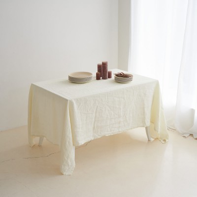 Linen tablecloth in cream