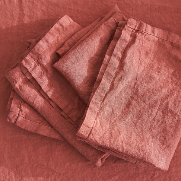 Linen napkins in canyon clay 1