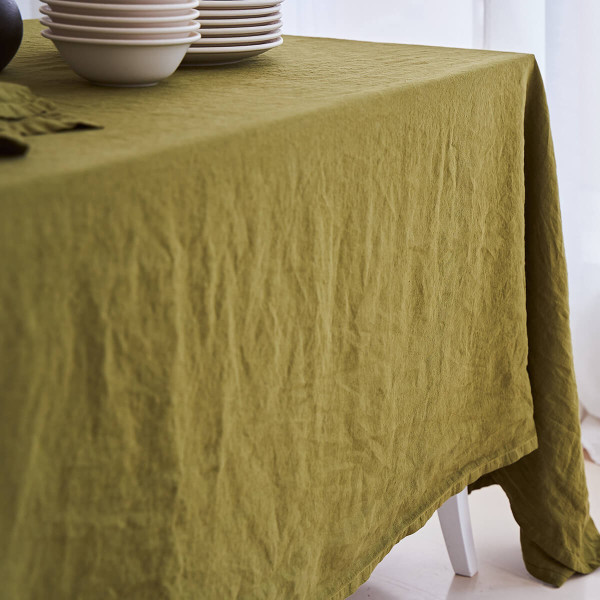 Linen tablecloth in moss 2