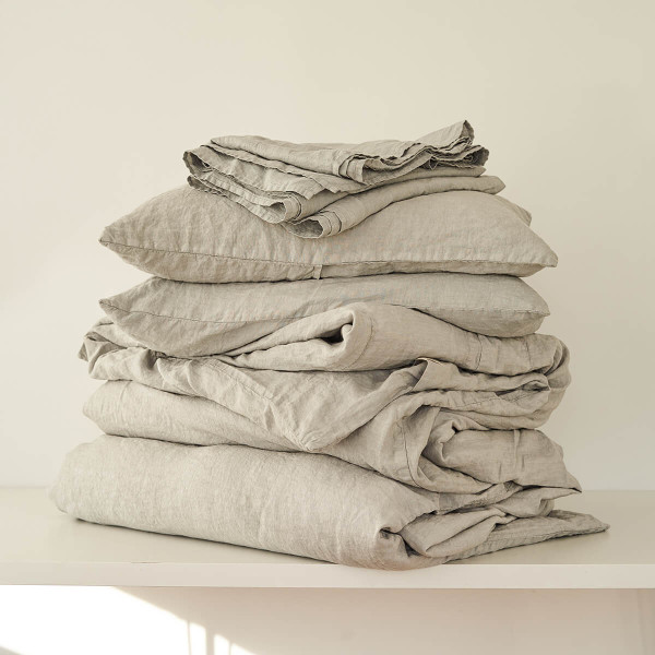 4 piece linen duvet set in light grey 1