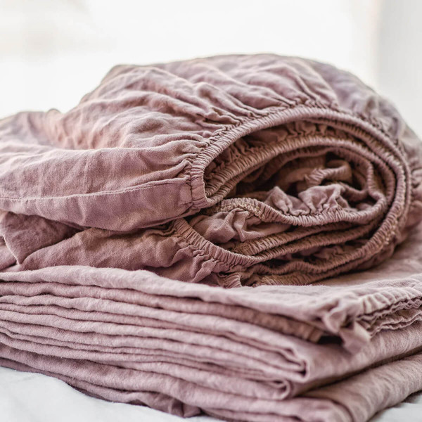 5 piece linen bedding set in mauve 6