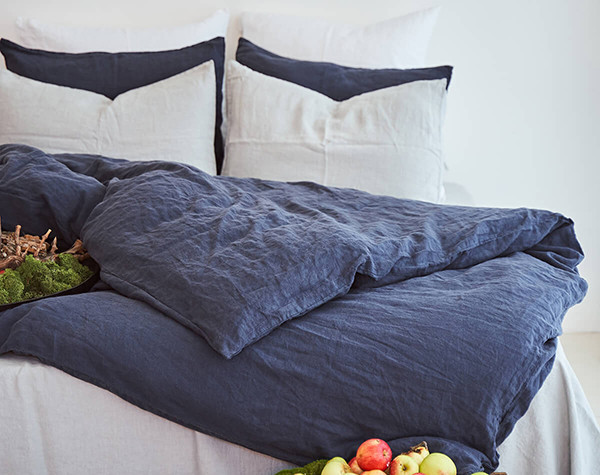 Why do you need linen pillowcases in your bedroom?