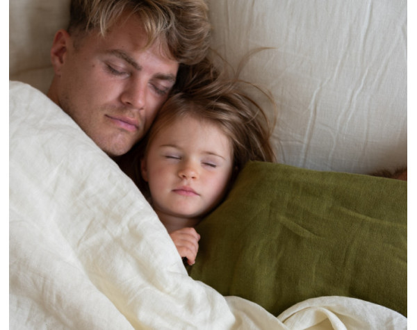 Why are linen sheets the best for hot sleepers?